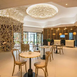 Novotel Arenas Aeroport Francja